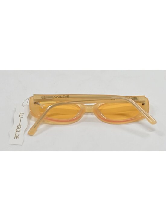 Lu Goldie Solene Sunglasses in Lemon main image 4